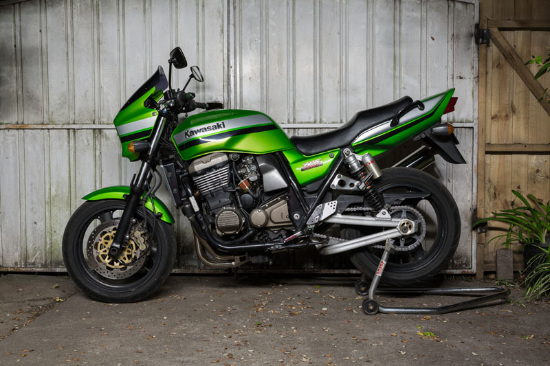 kawasaki zrx1200r